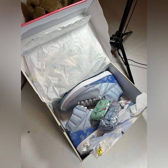 *Brand New* Size 10.5 - Jordan 2 Retro x J. Balvin Blue 2022 - Picture 6 of 13